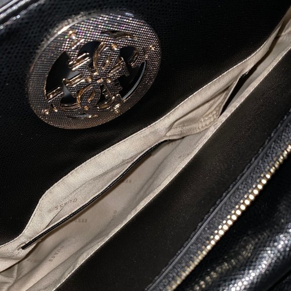 Guess Handbag - Picture 3 of 4